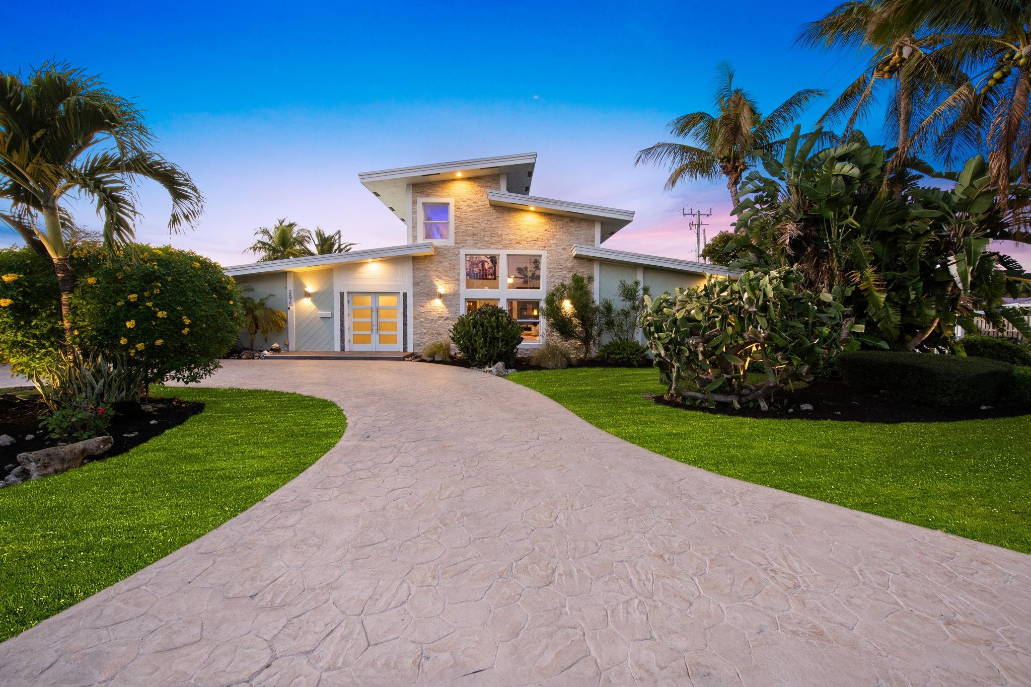 2675 NE 24th Street, Lighthouse Point