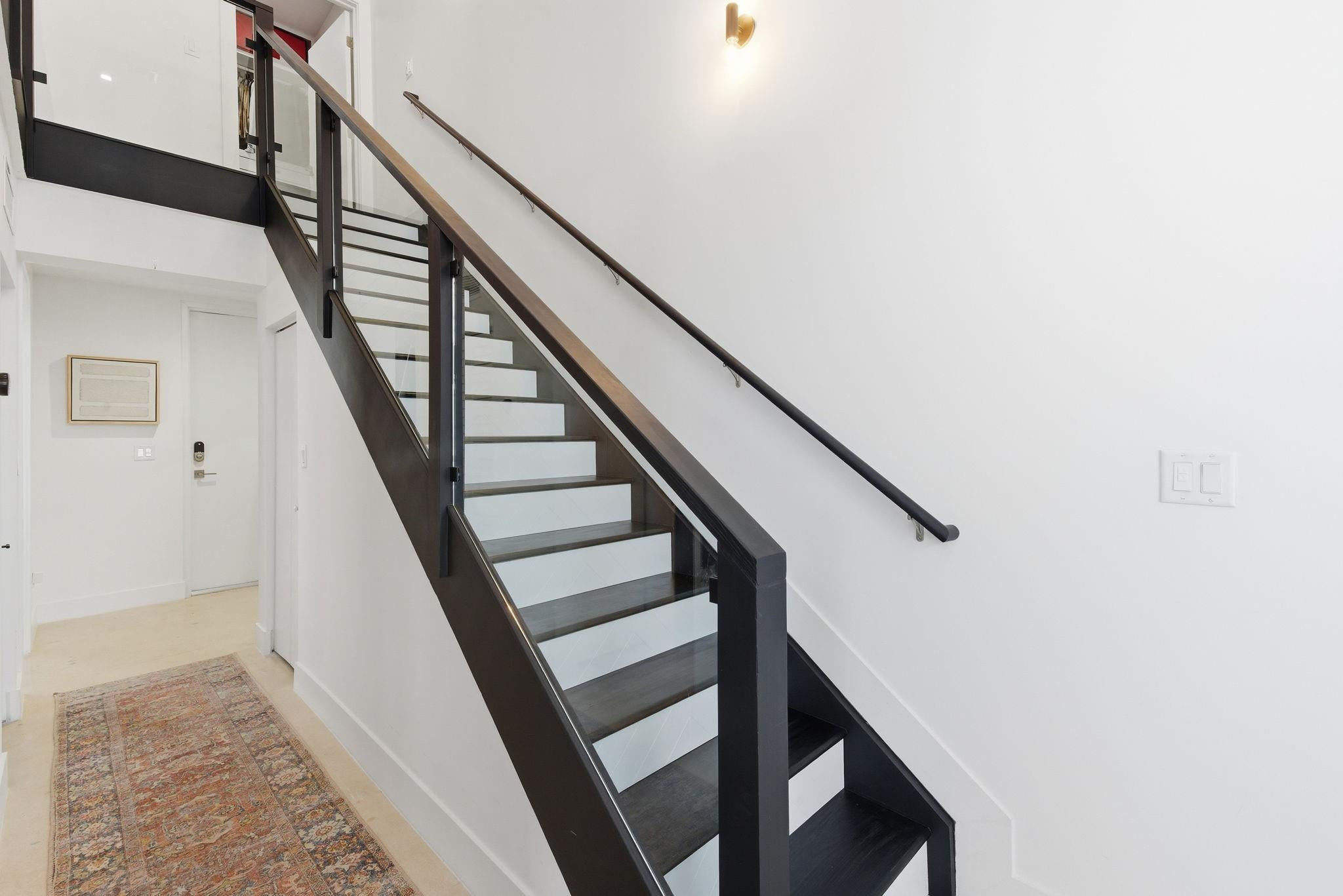 410 NE 36th Street 9, Oakland Park Unit: 9