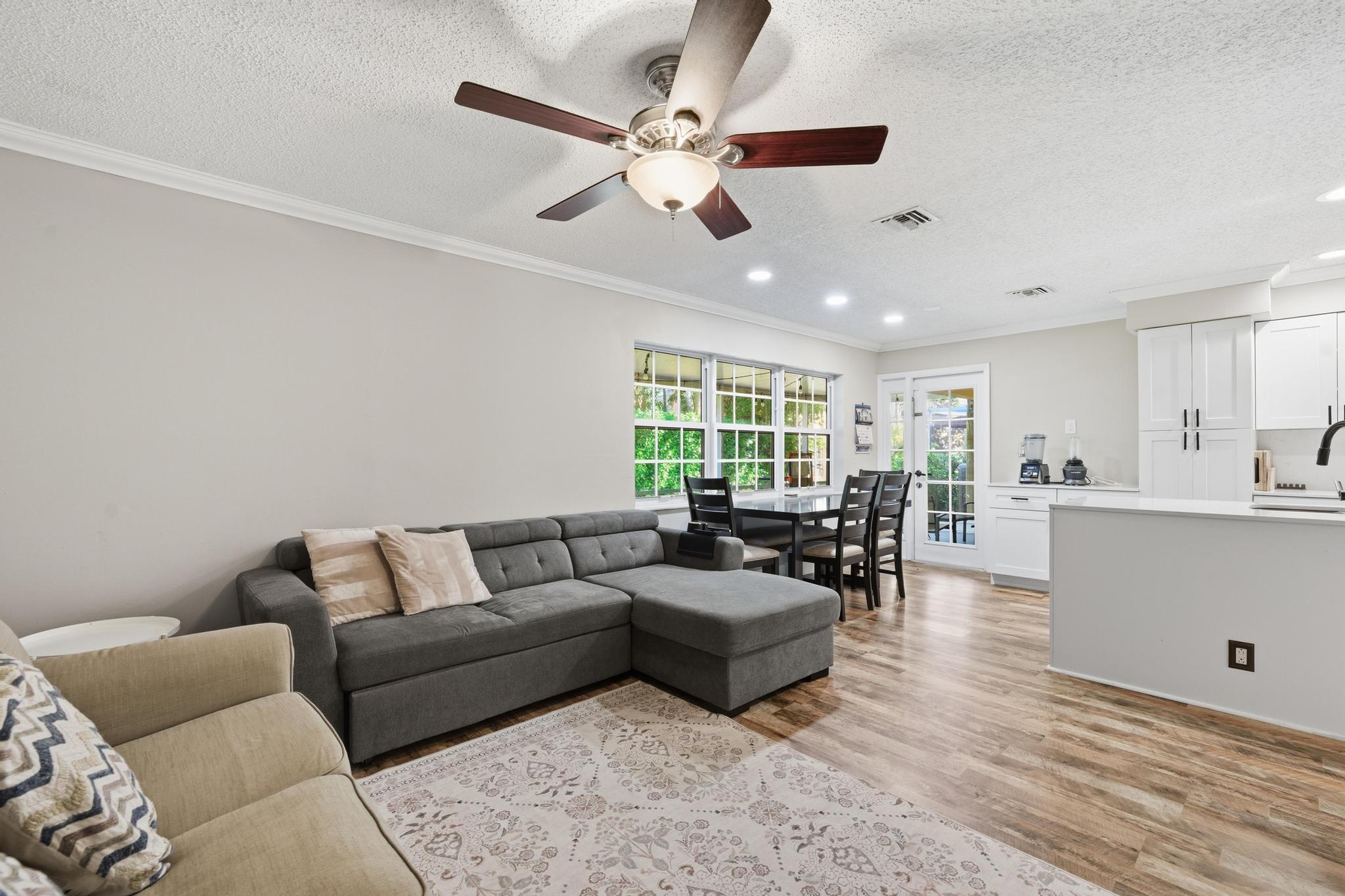 11339 Lakeview Drive Drive 4o