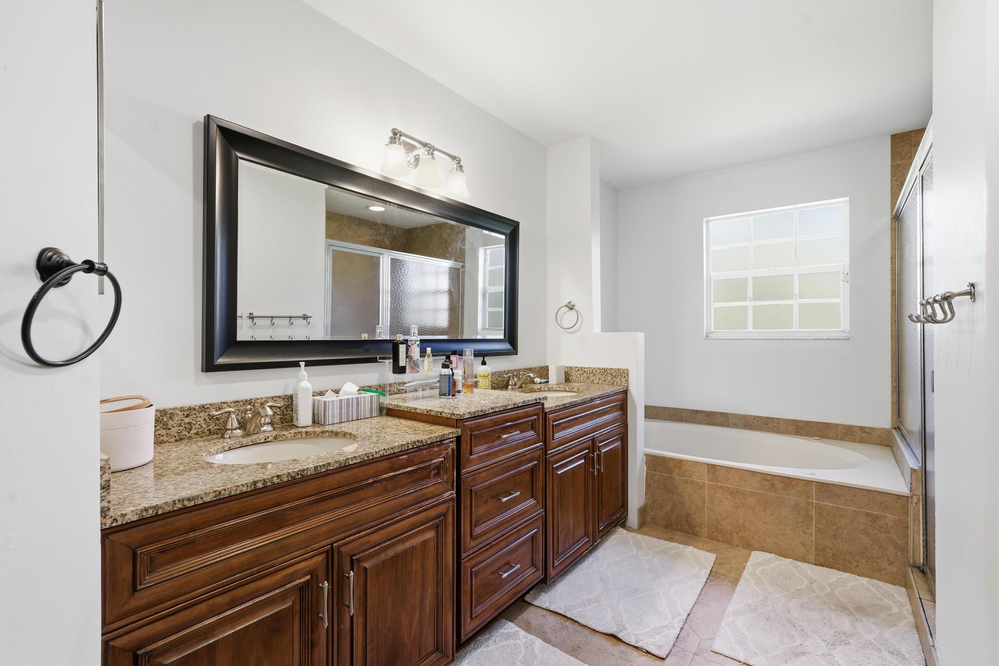 11339 Lakeview Drive Drive 4o