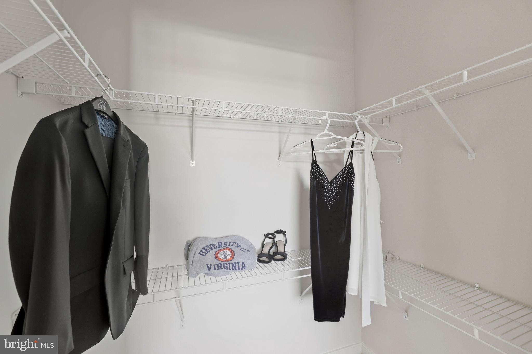 2200 N WESTMORELAND STREET 202