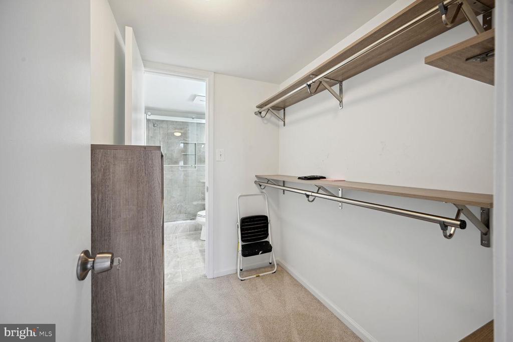 1001 N RANDOLPH STREET 608