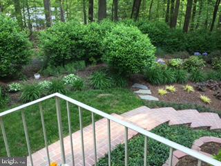 7201 BURTON HILL COURT