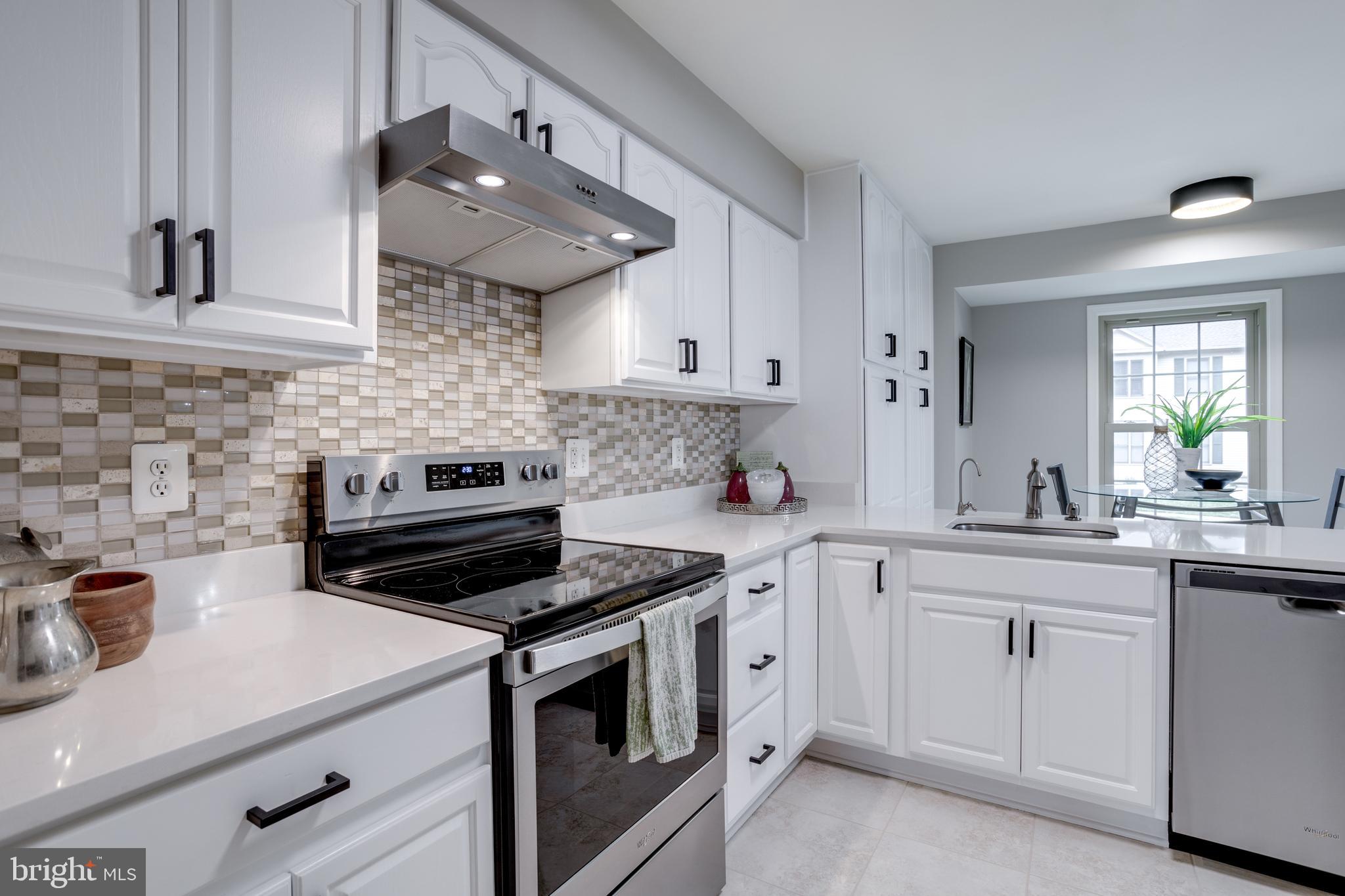 7201 BURTON HILL COURT