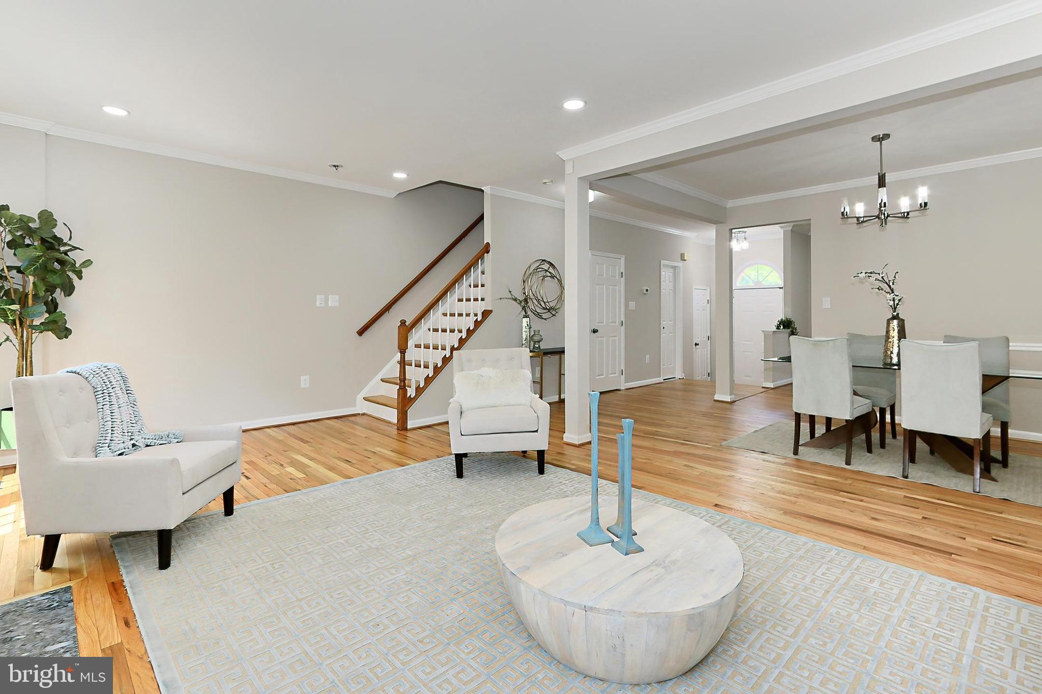 6495 ENGLISH IVY COURT