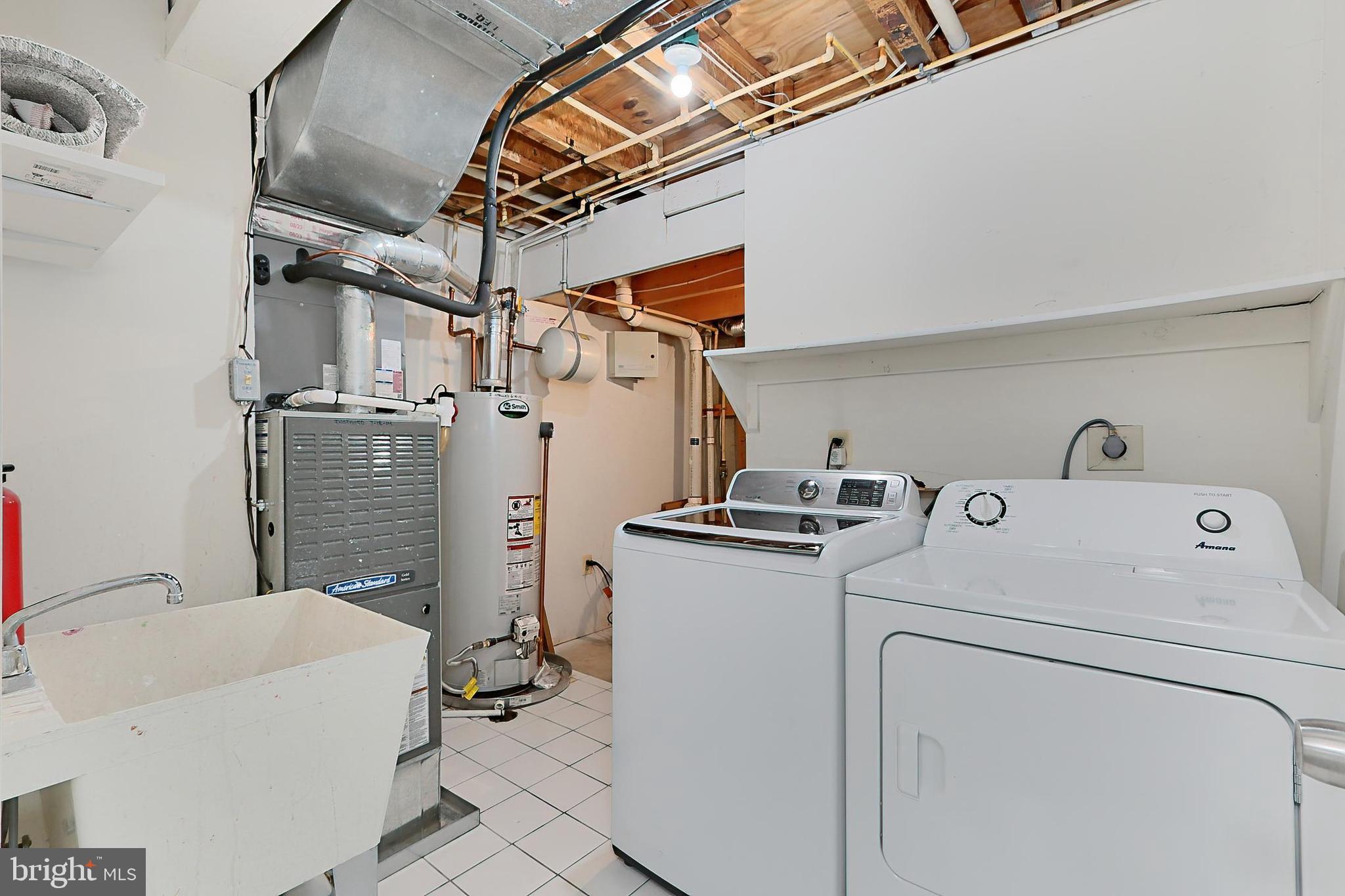 6495 ENGLISH IVY COURT