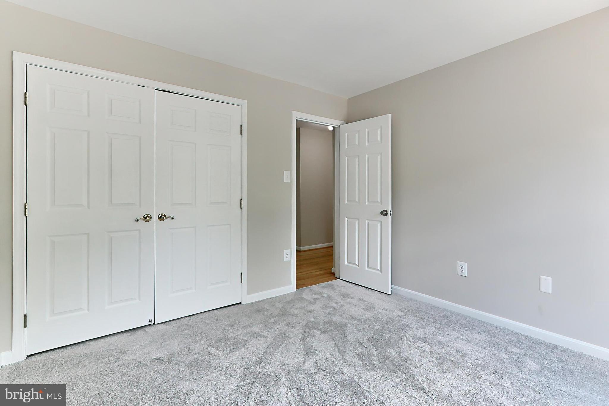 6495 ENGLISH IVY COURT