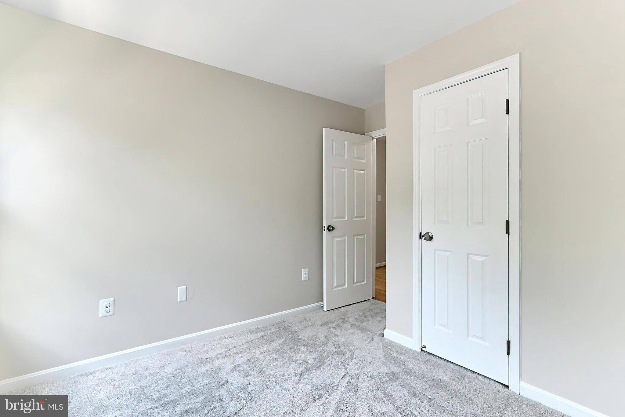 6495 ENGLISH IVY COURT