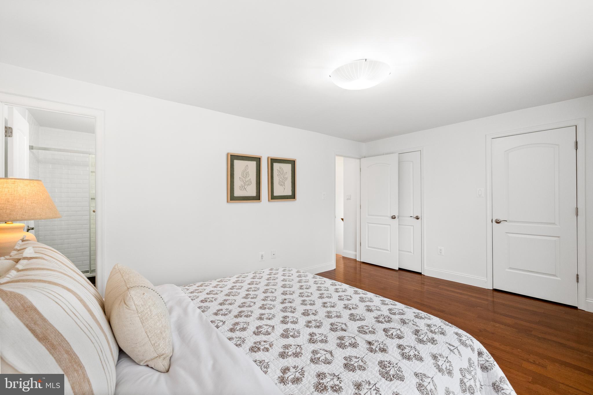 8732 RIDGE HOLLOW COURT