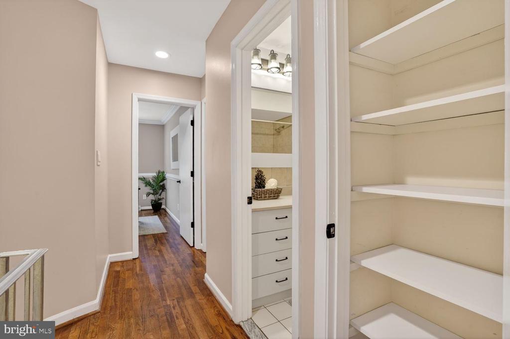 6020 WATERBURY COURT