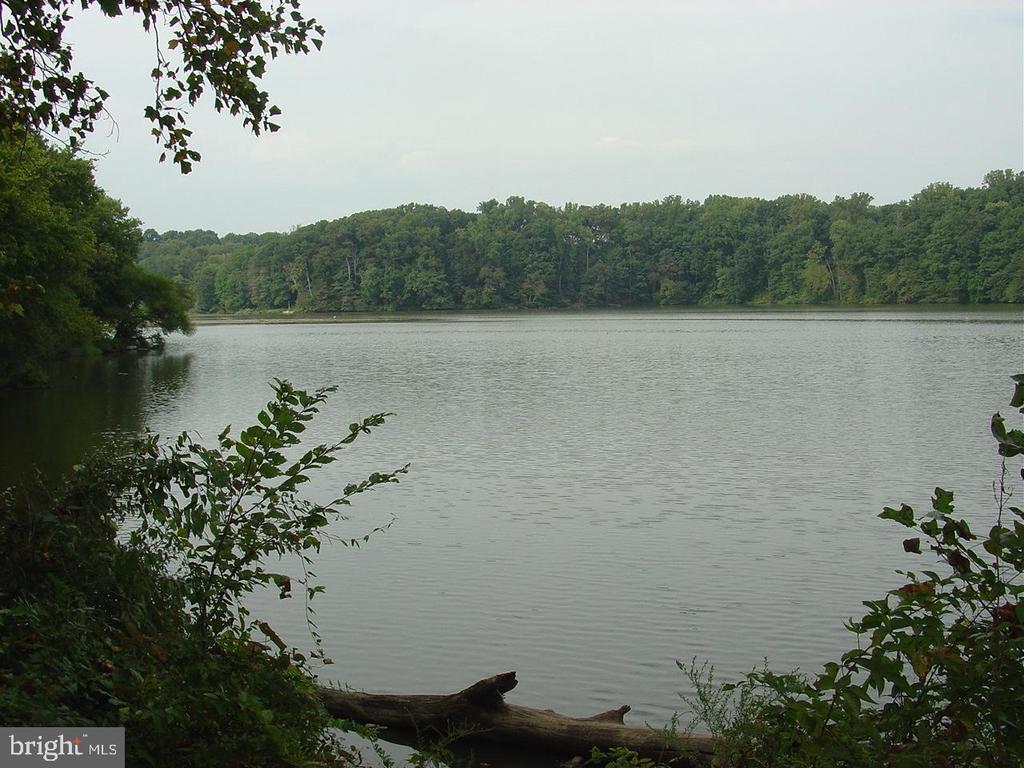 6020 WATERBURY COURT