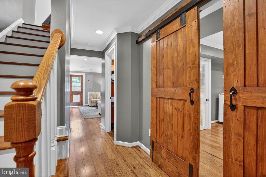 6020 WATERBURY COURT