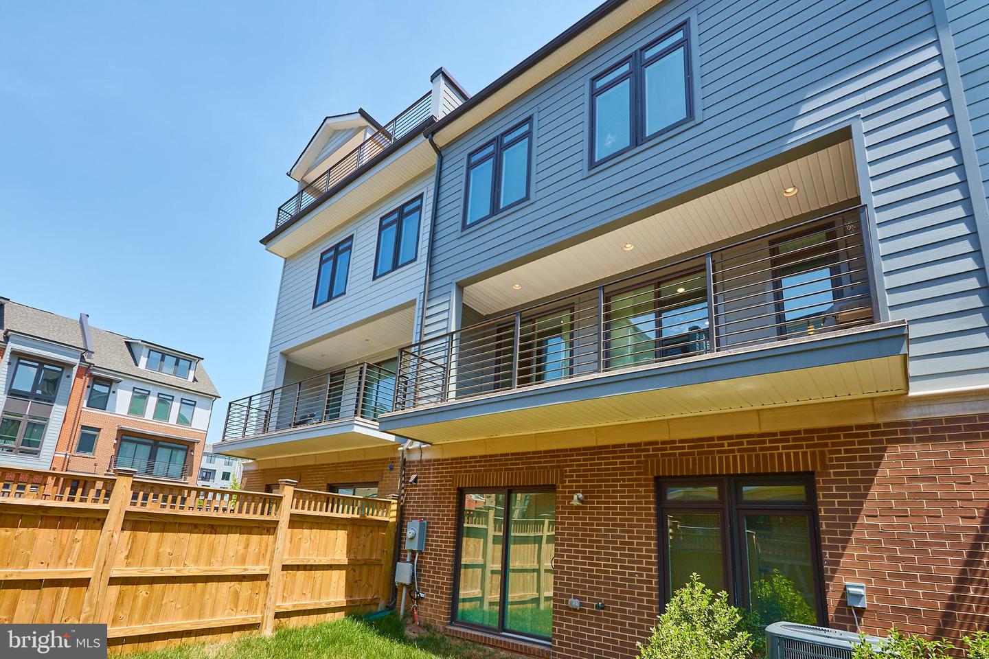 1803 Blue Marble Ter SE