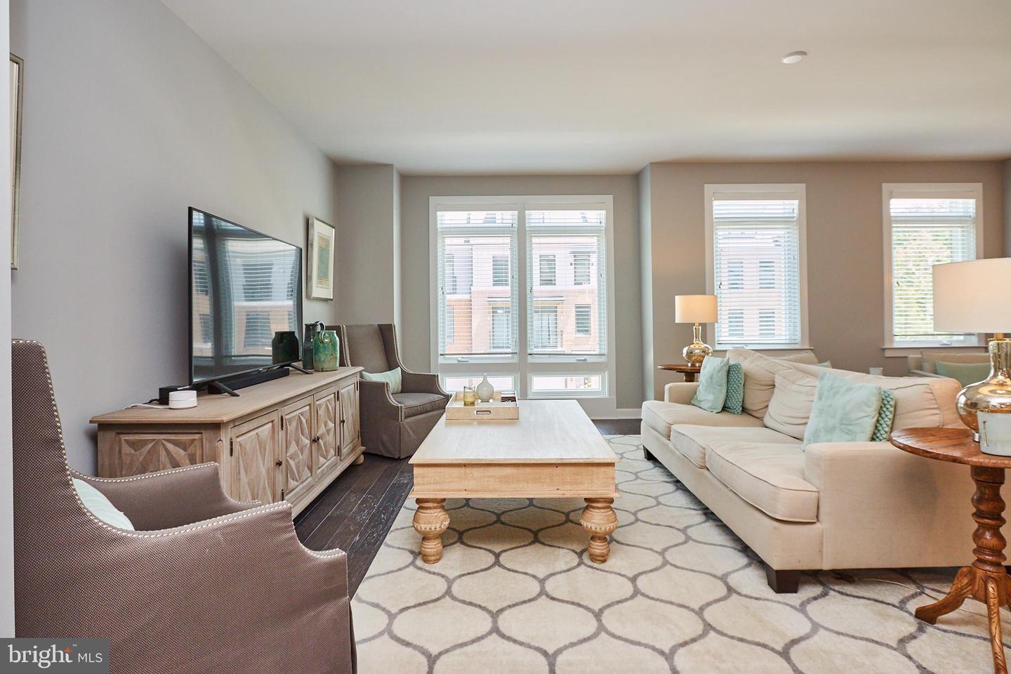 1803 Blue Marble Ter SE