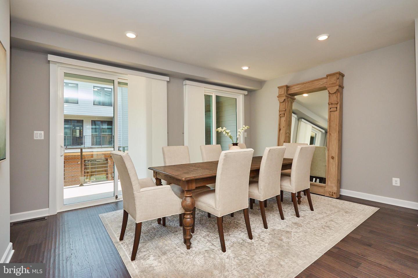 1803 Blue Marble Ter SE