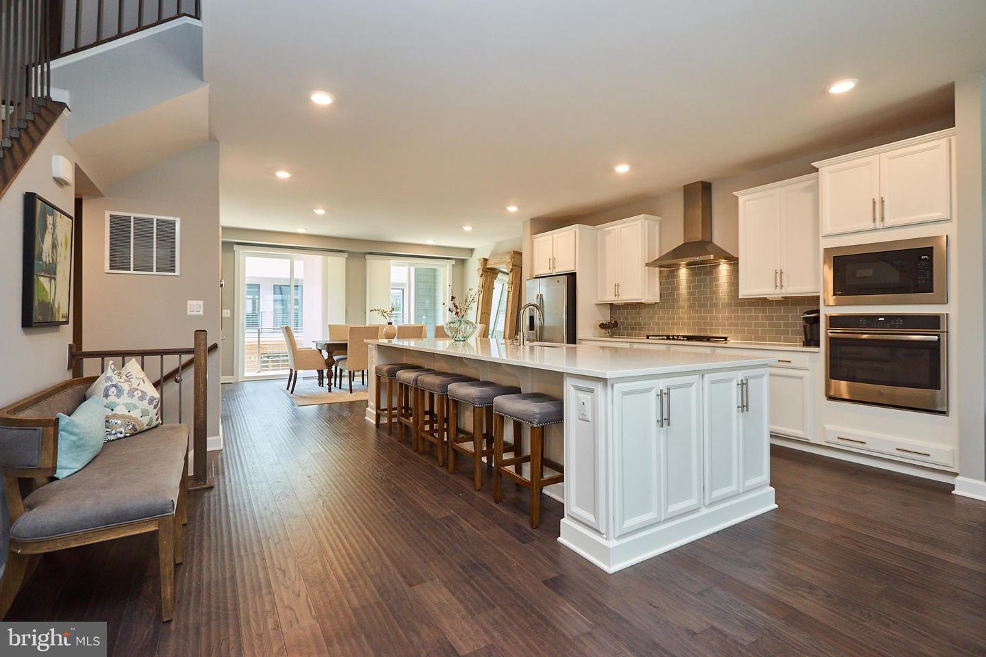 1803 Blue Marble Ter SE