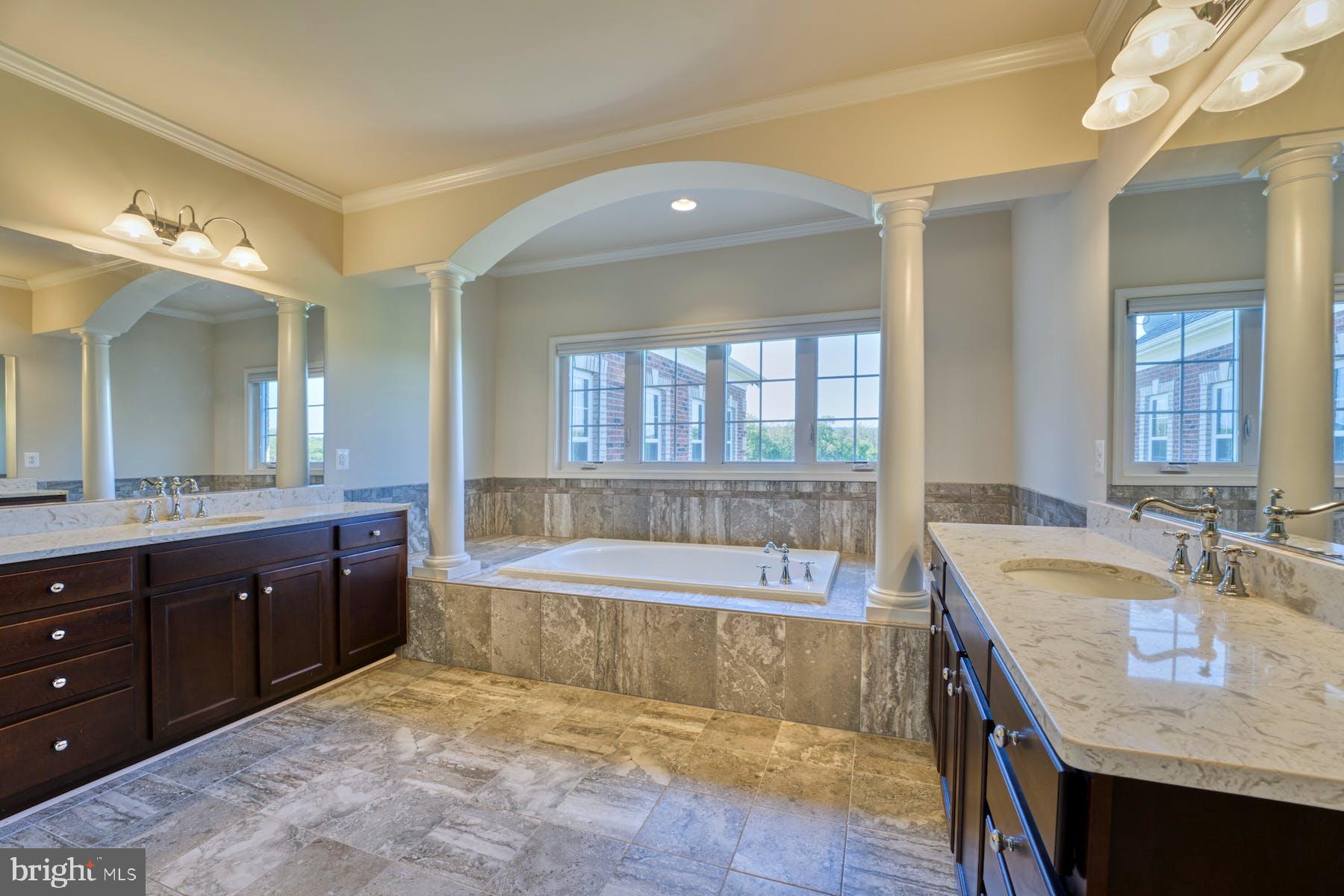 42993 Buna Mae Ln