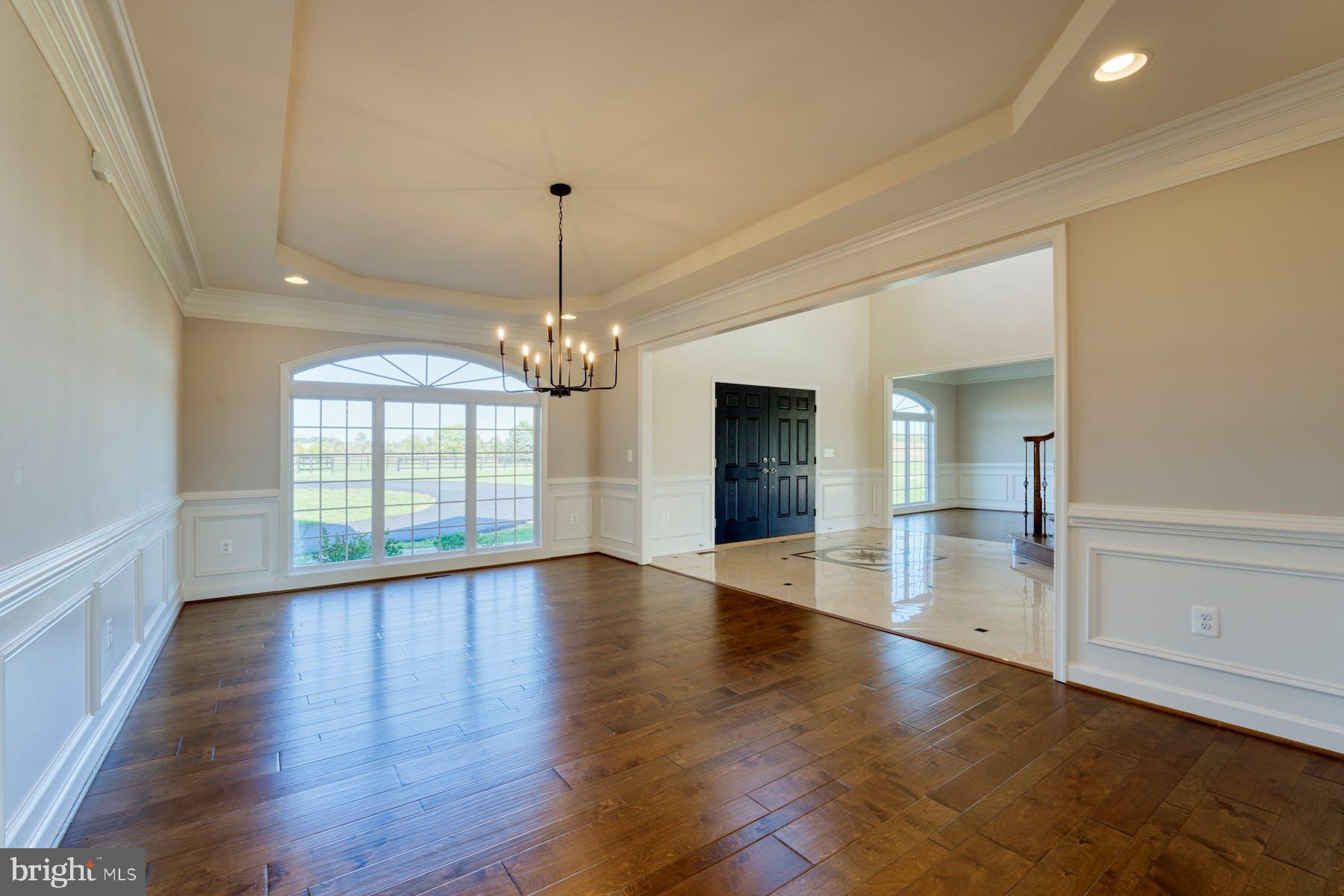 42993 Buna Mae Ln