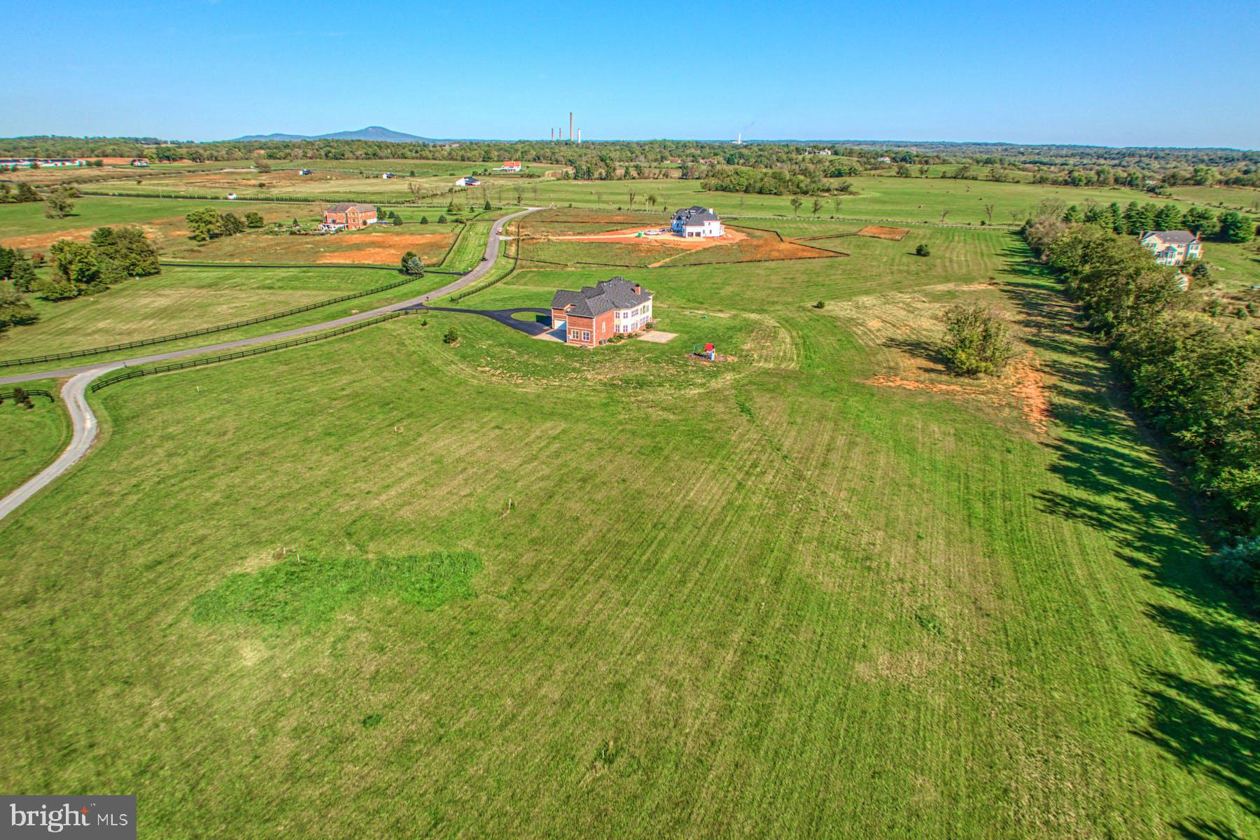 42993 Buna Mae Ln