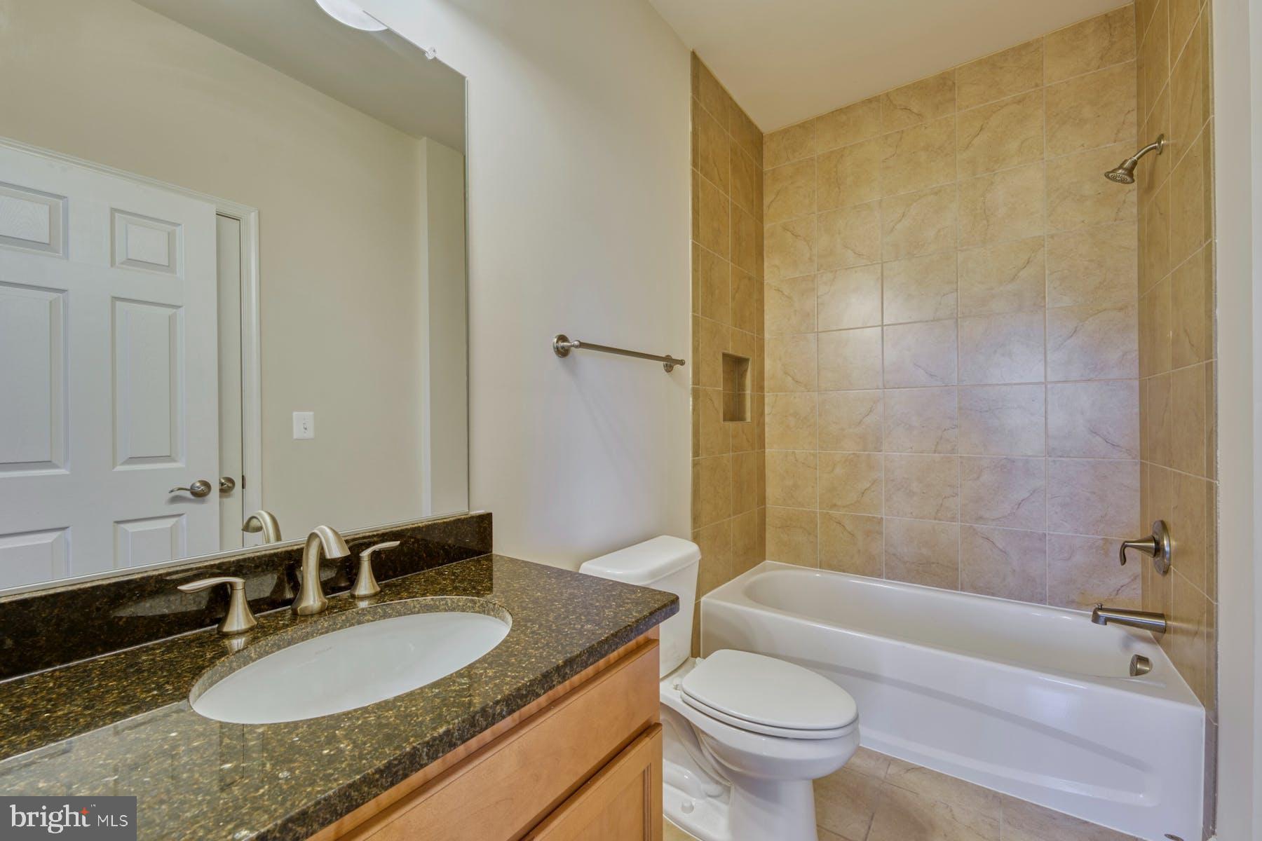 42993 Buna Mae Ln
