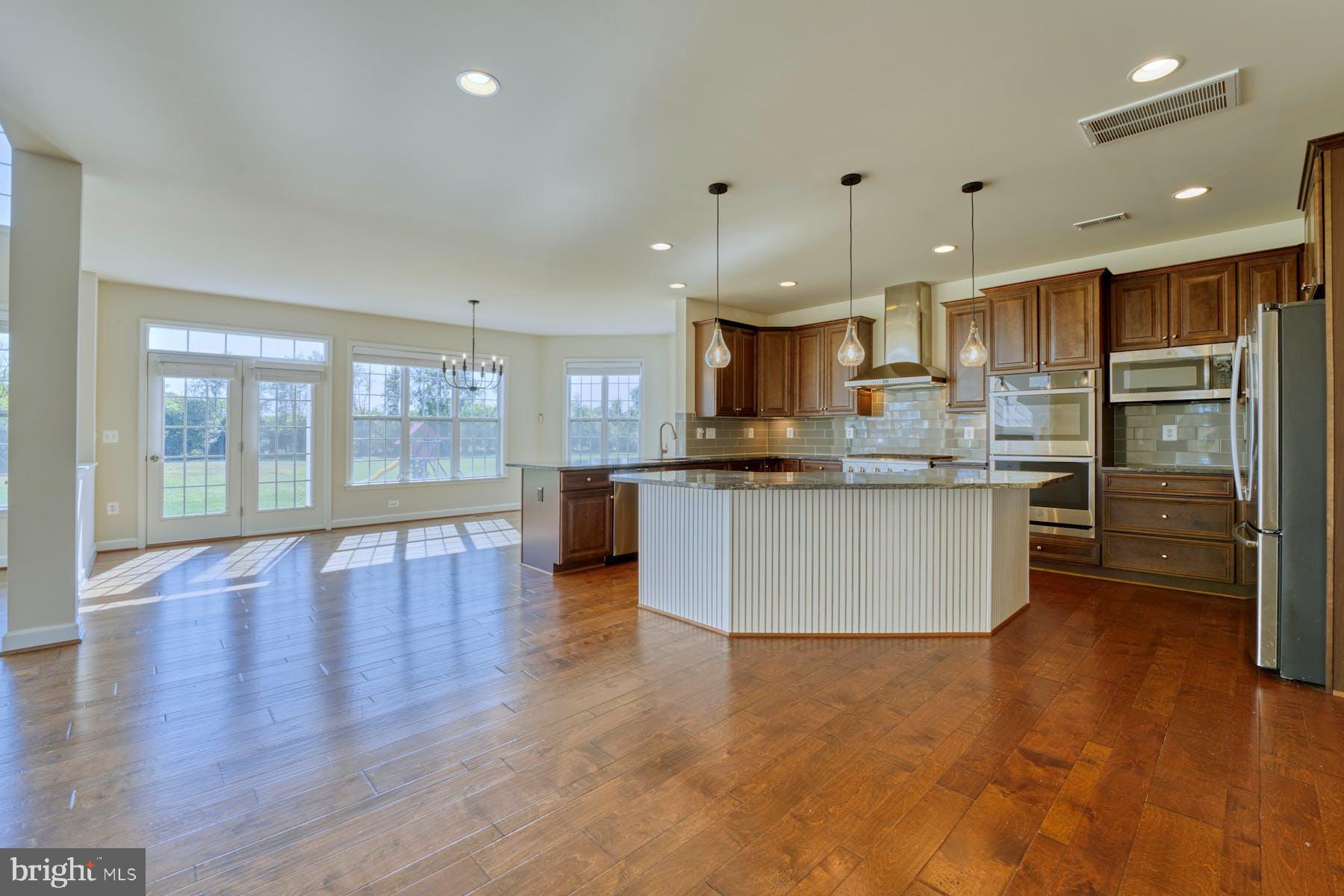 42993 Buna Mae Ln