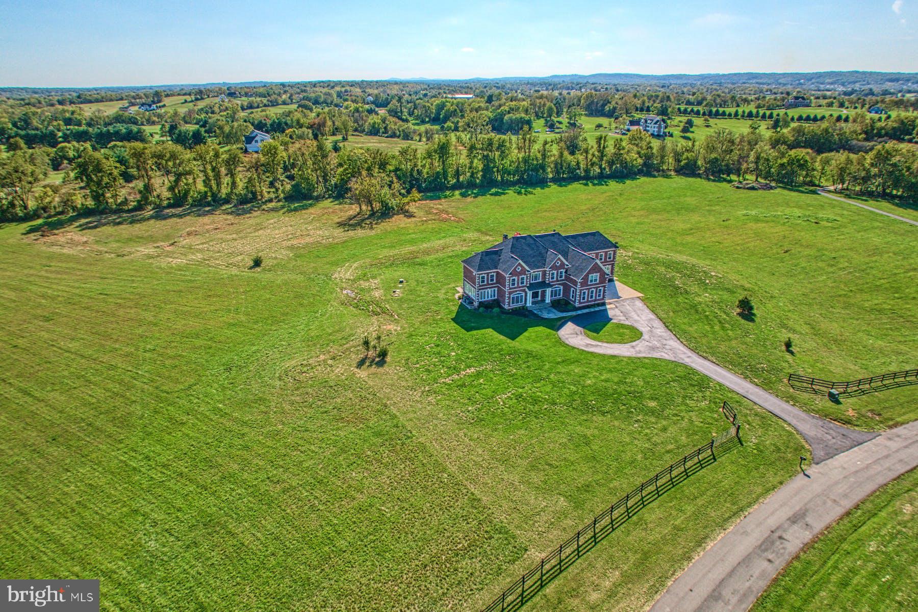 42993 Buna Mae Ln