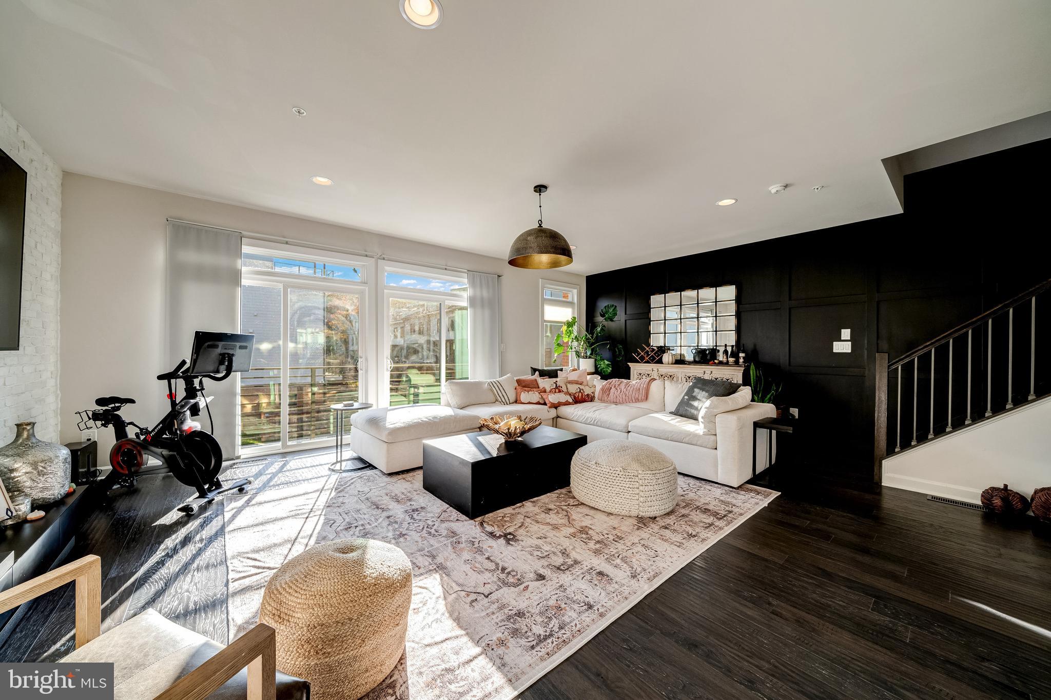 1312 White Feldspar Ter SE