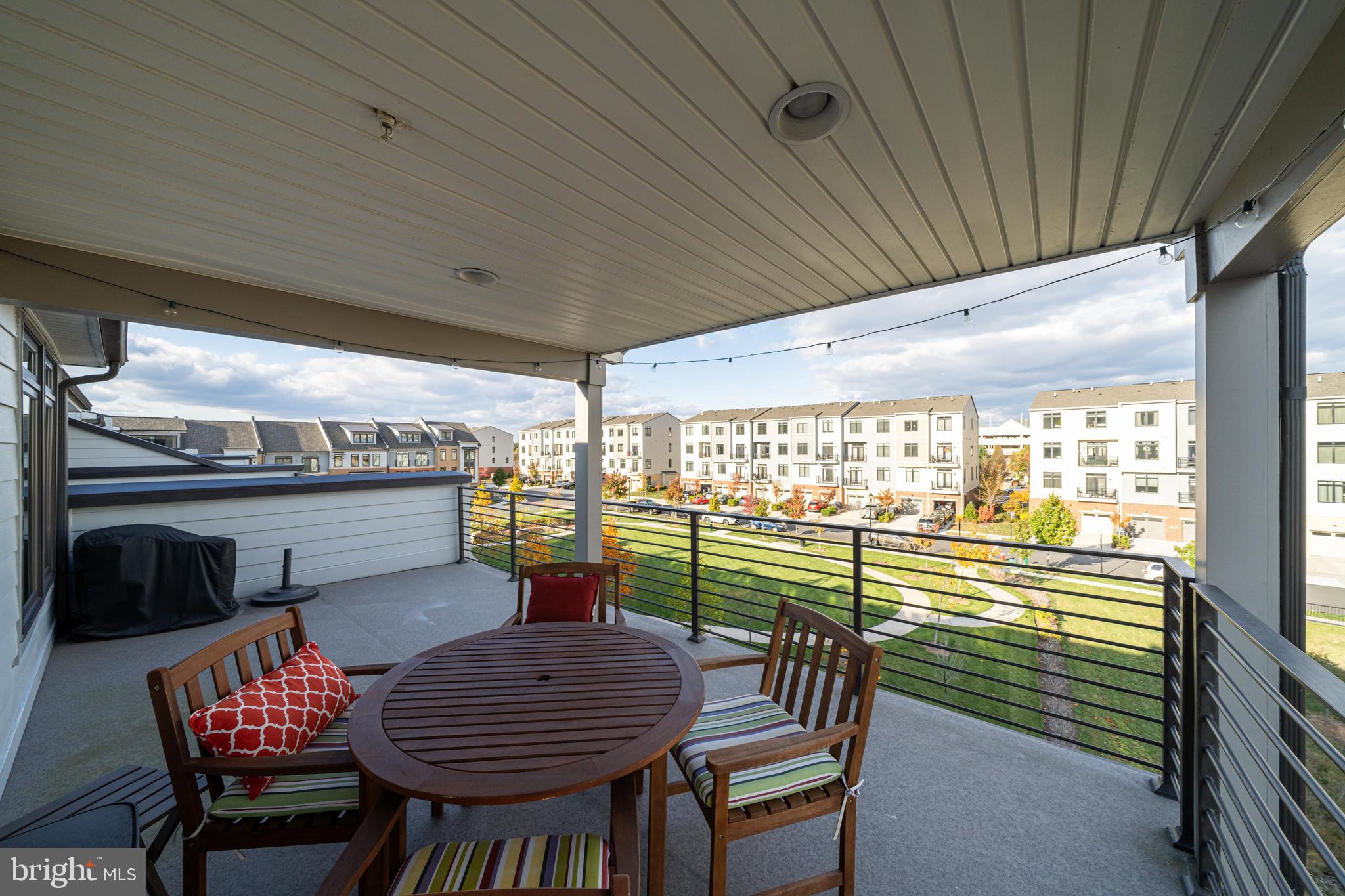 1312 White Feldspar Ter SE