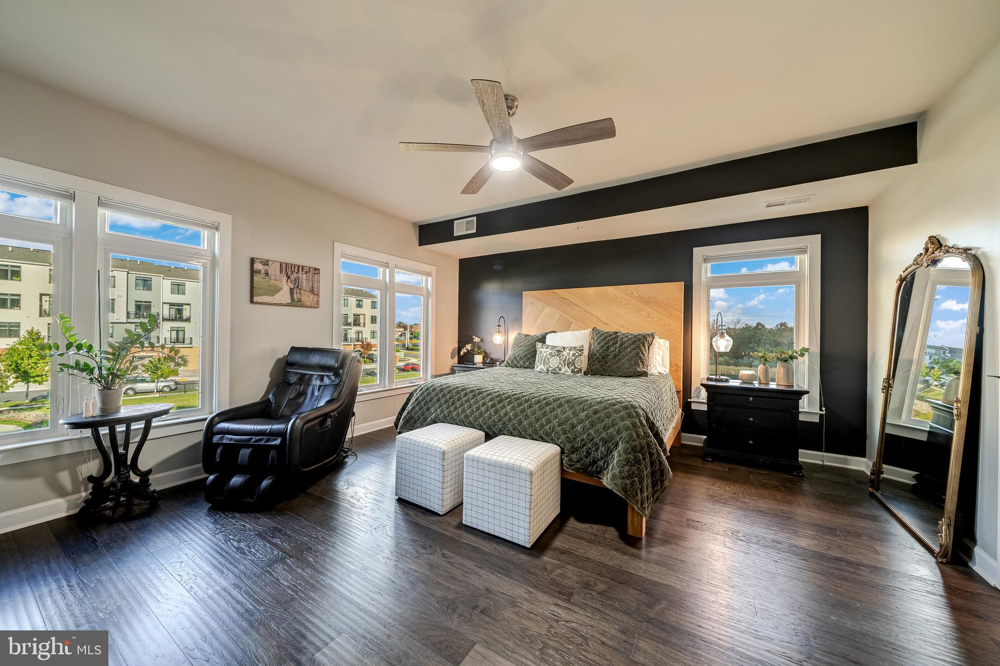 1312 White Feldspar Ter SE