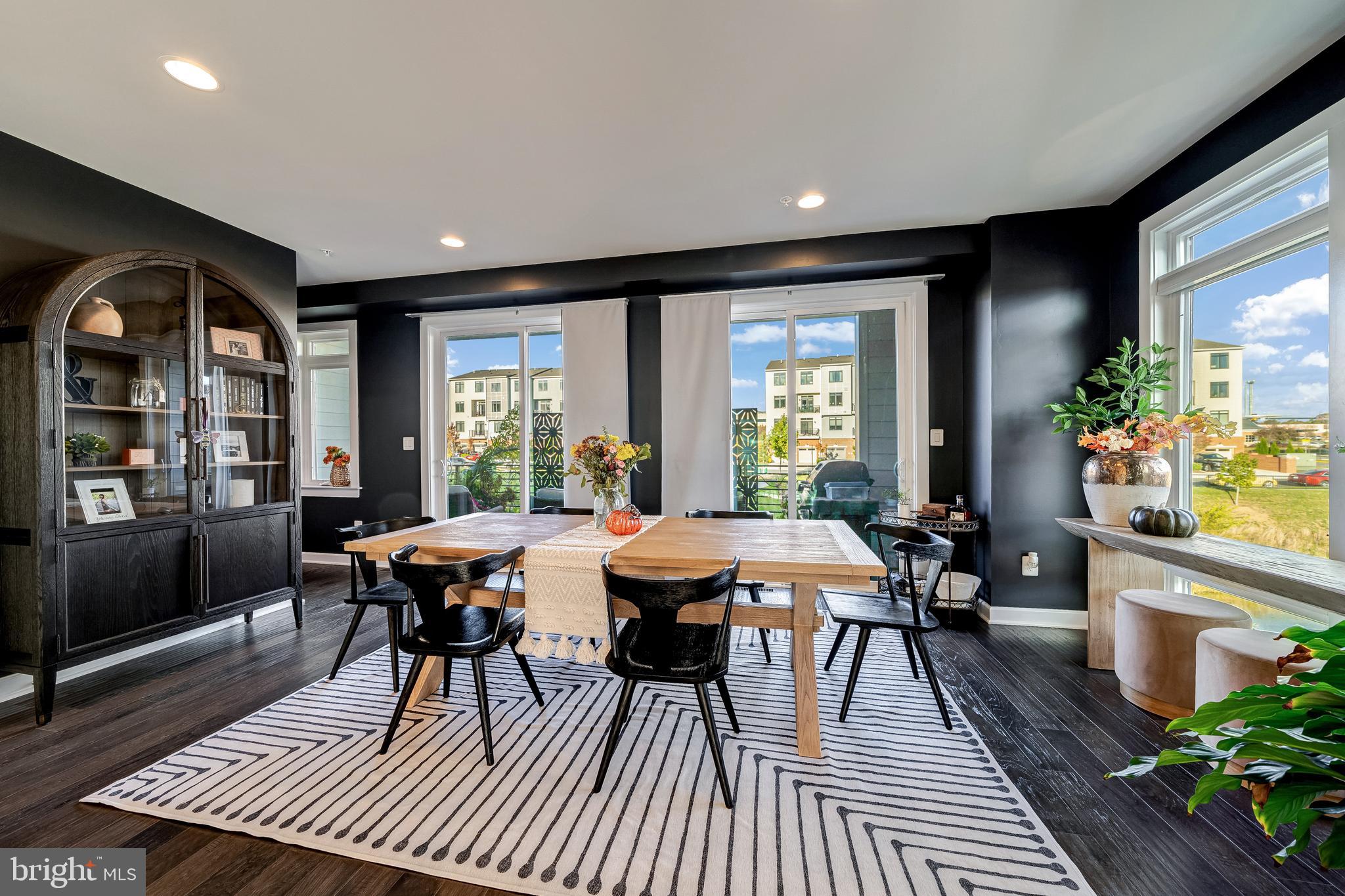 1312 White Feldspar Ter SE