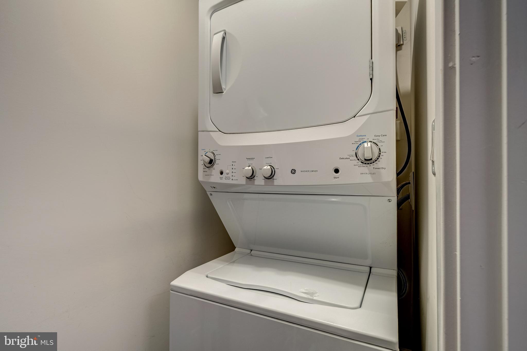 1312 White Feldspar Ter SE