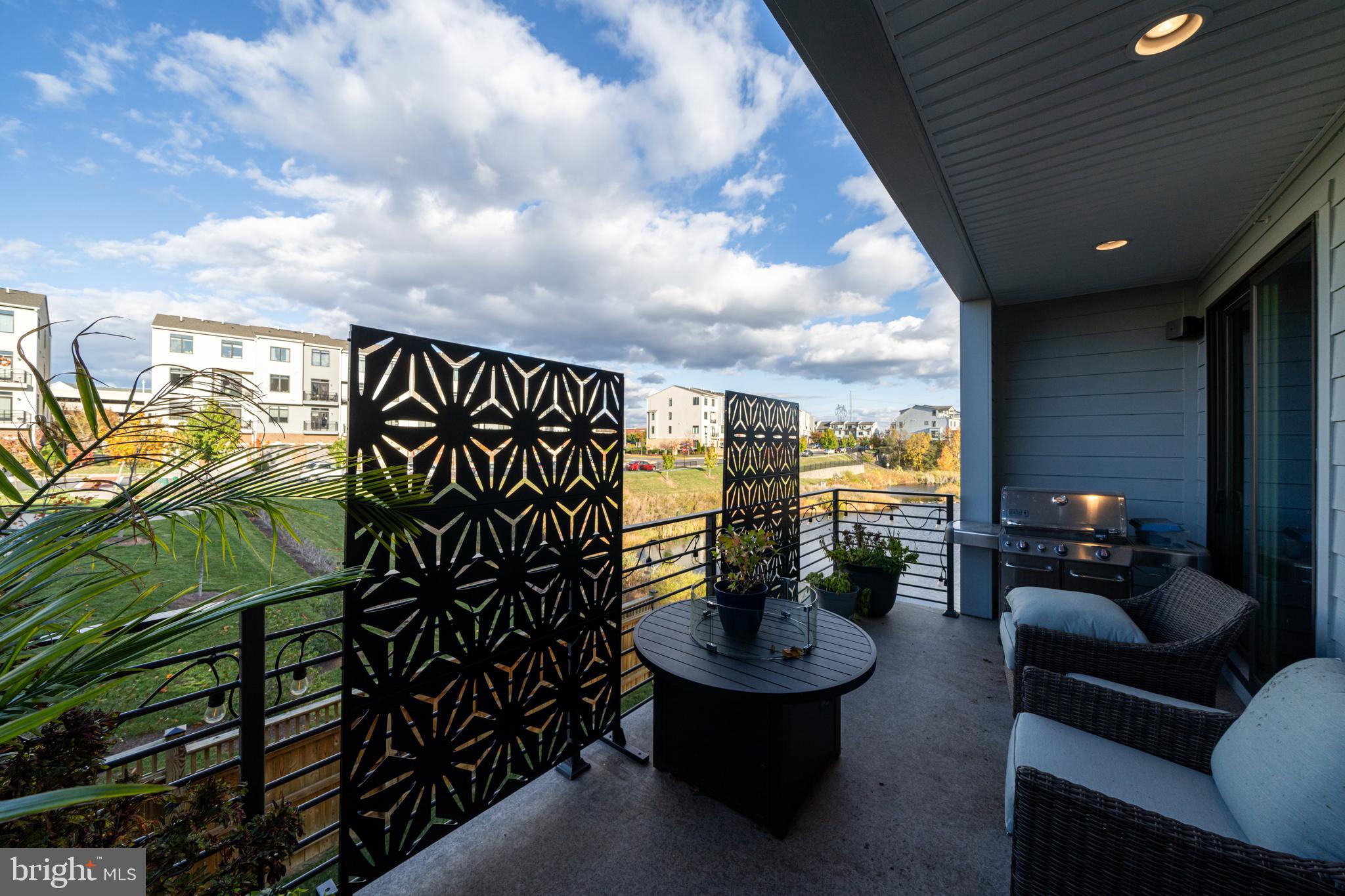 1312 White Feldspar Ter SE