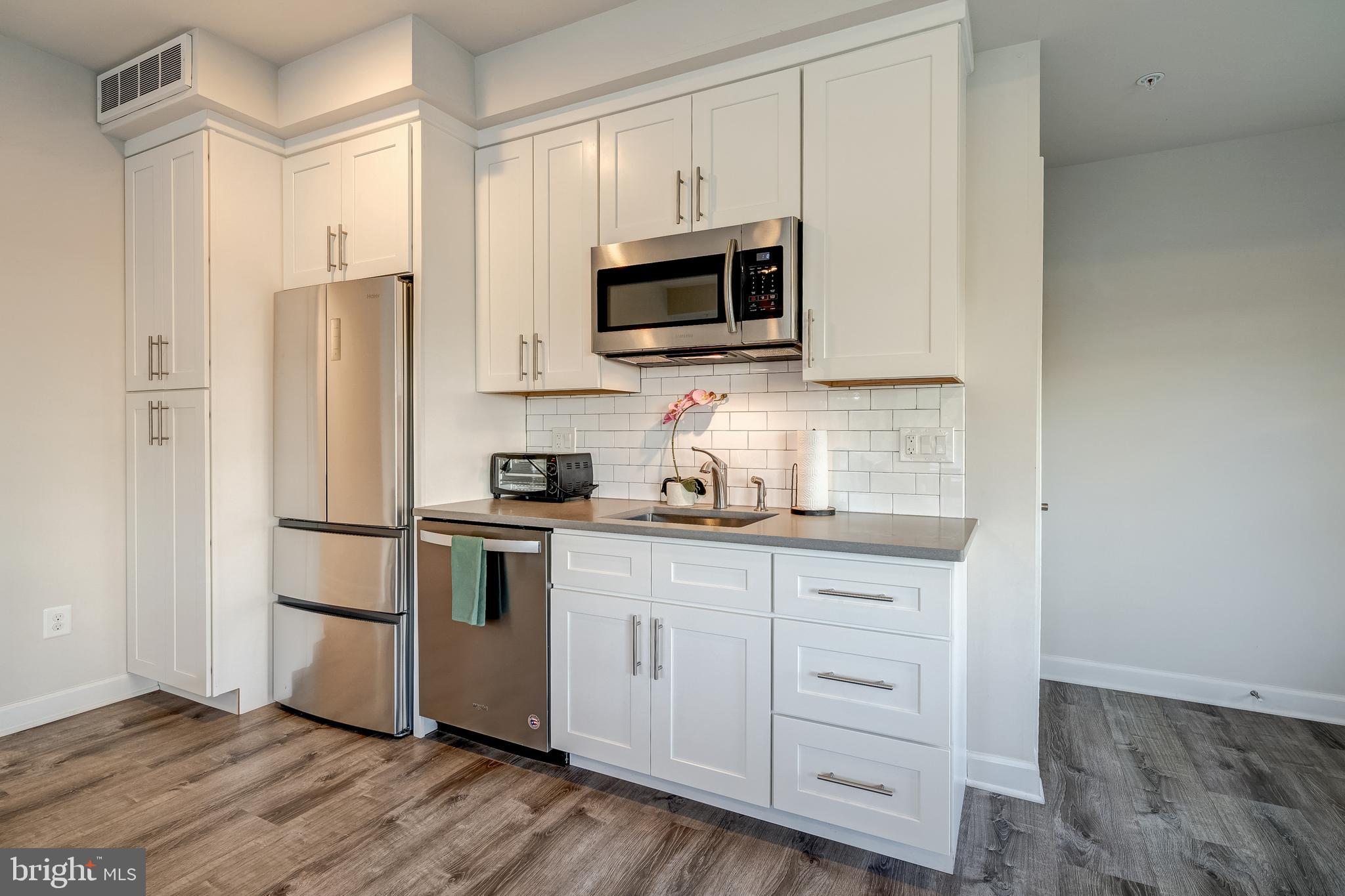 1312 White Feldspar Ter SE