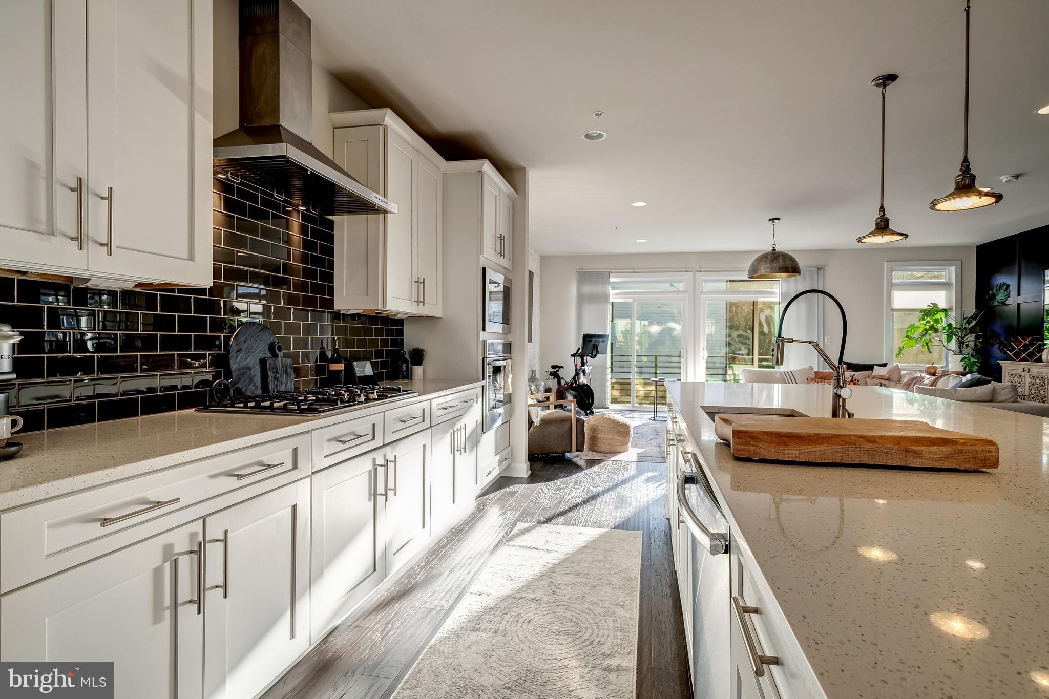 1312 White Feldspar Ter SE