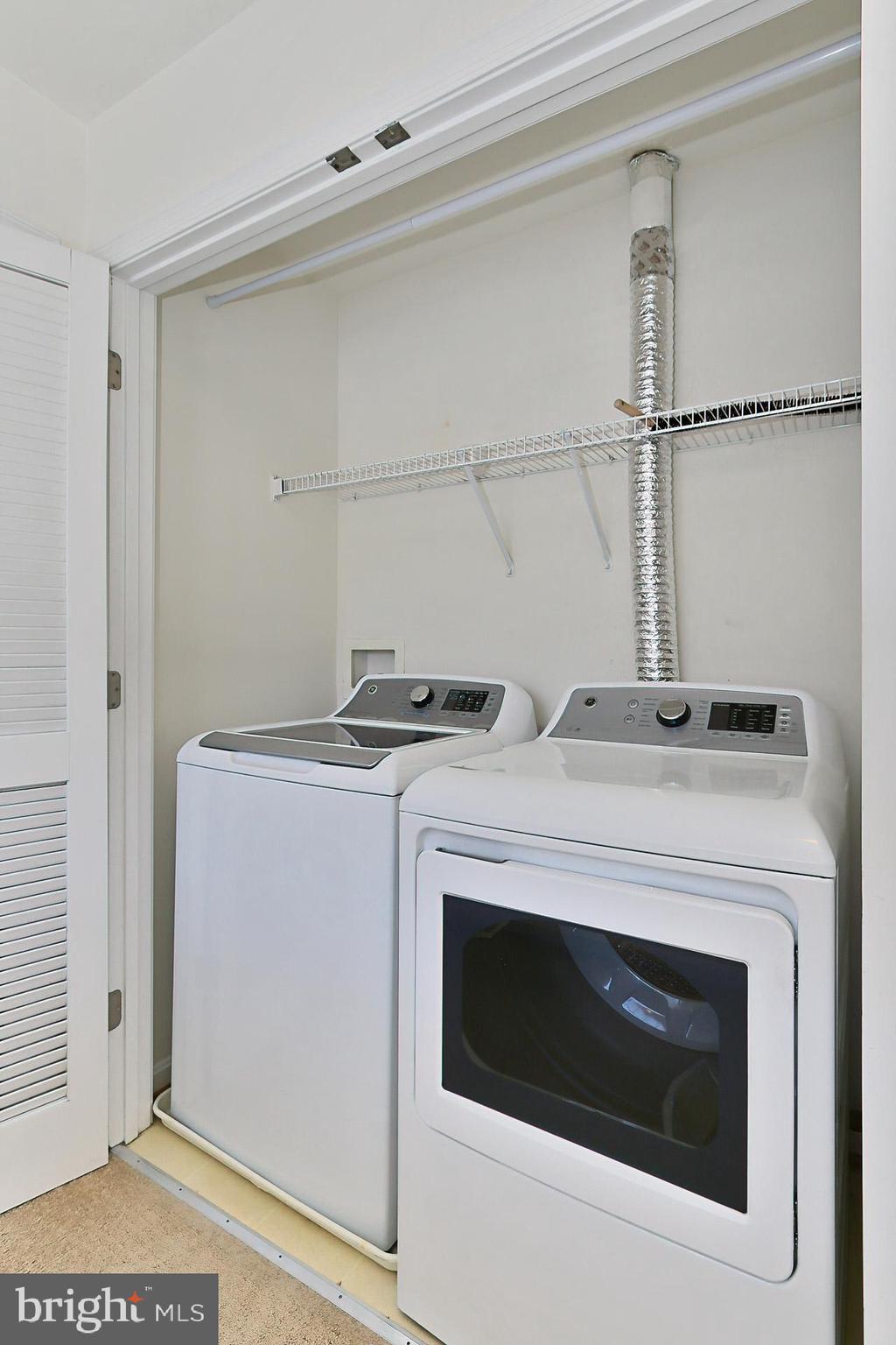 21510 IREDELL TERRACE