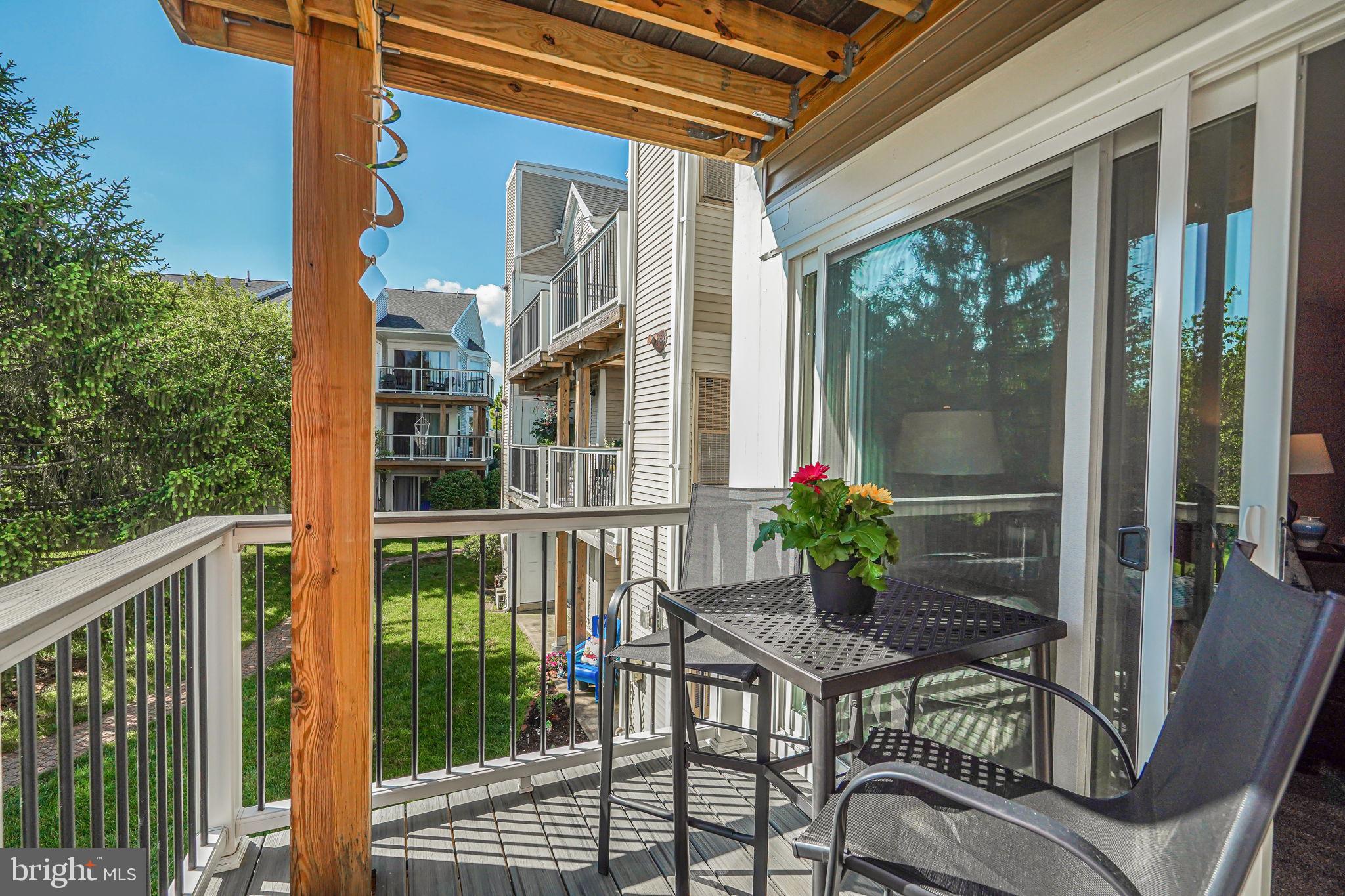 20582 SNOWSHOE SQUARE 202