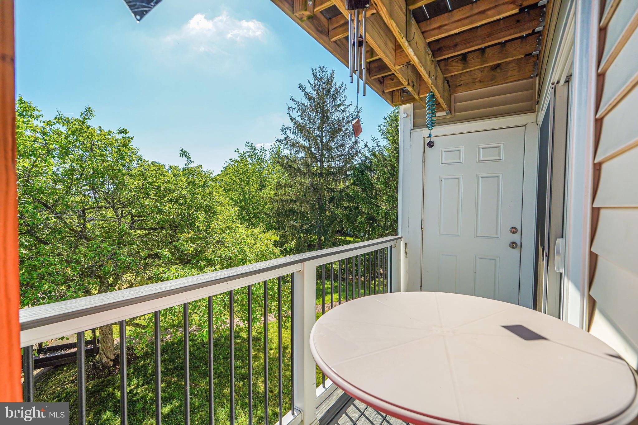 20582 SNOWSHOE SQUARE 202