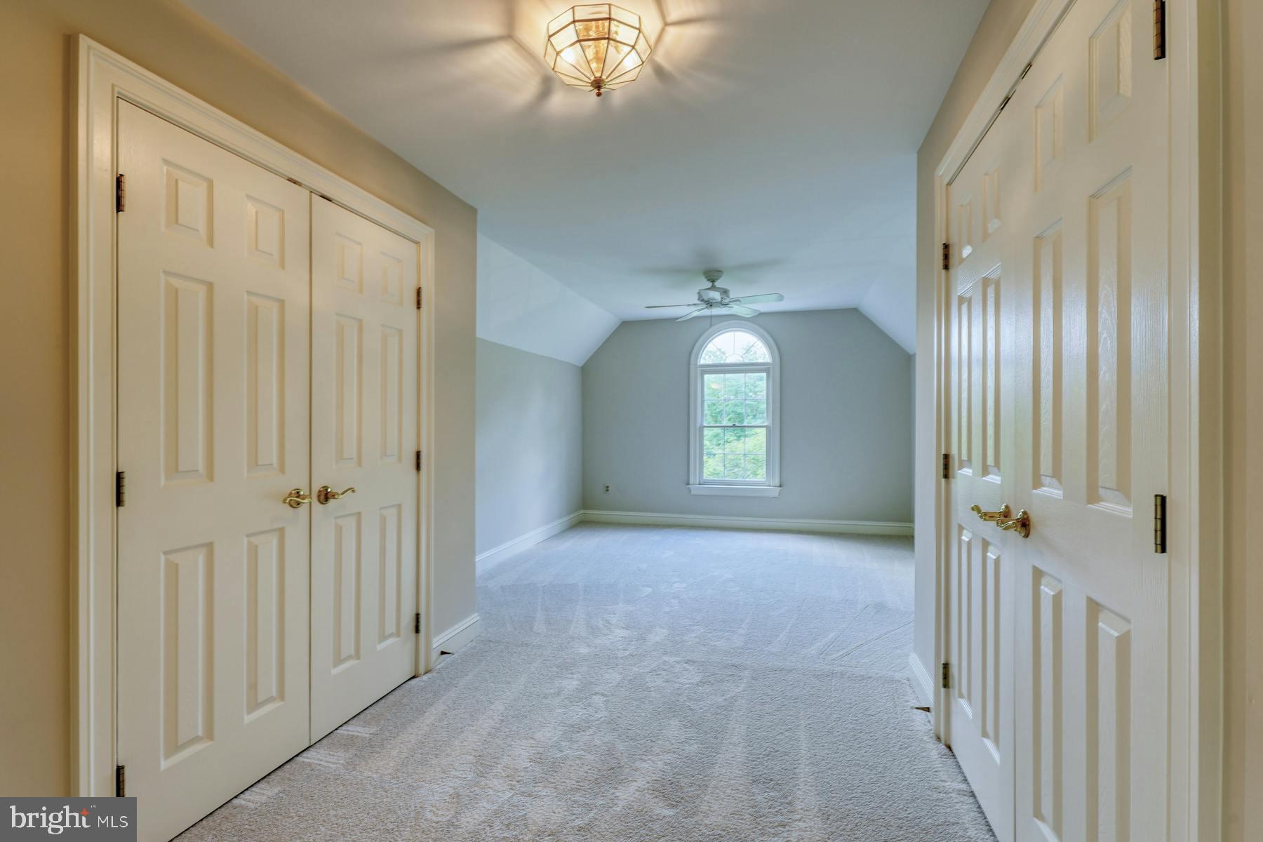 42041 Saddlebrook Pl