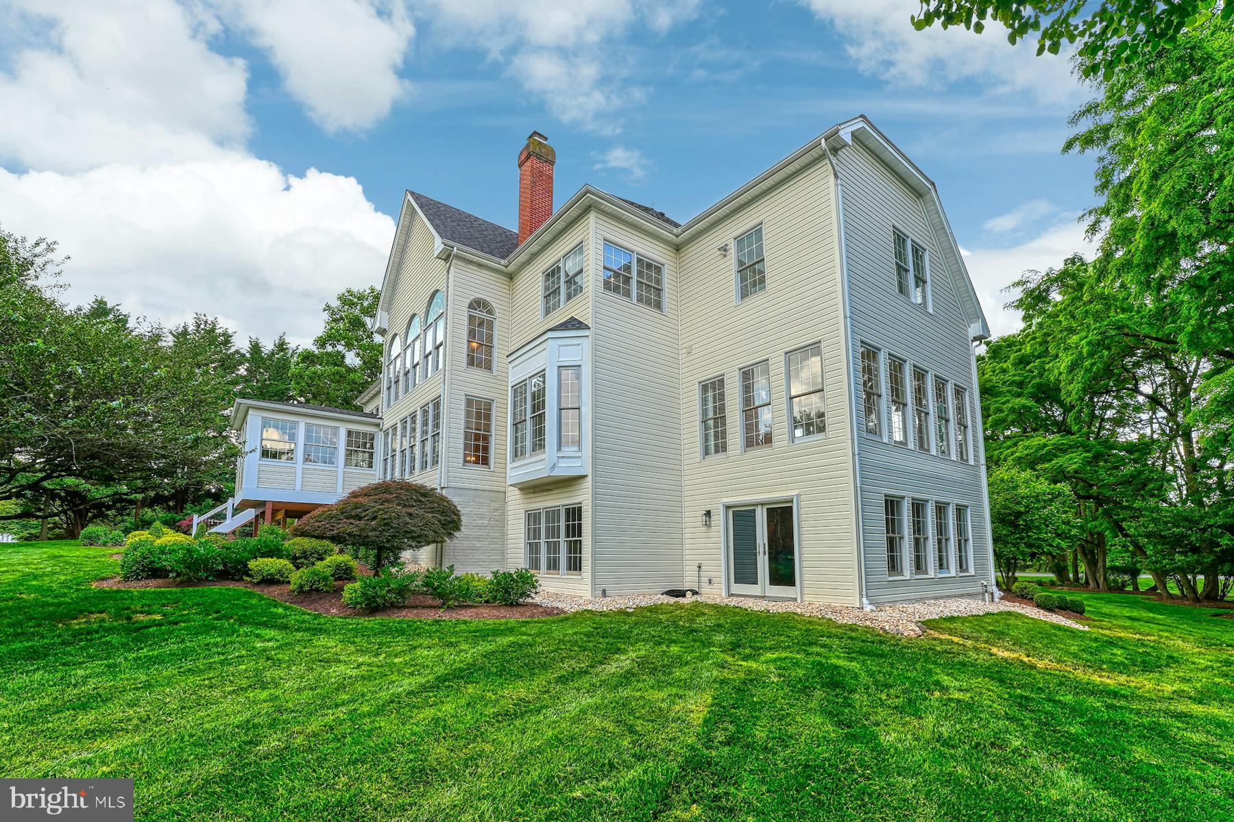 42041 Saddlebrook Pl