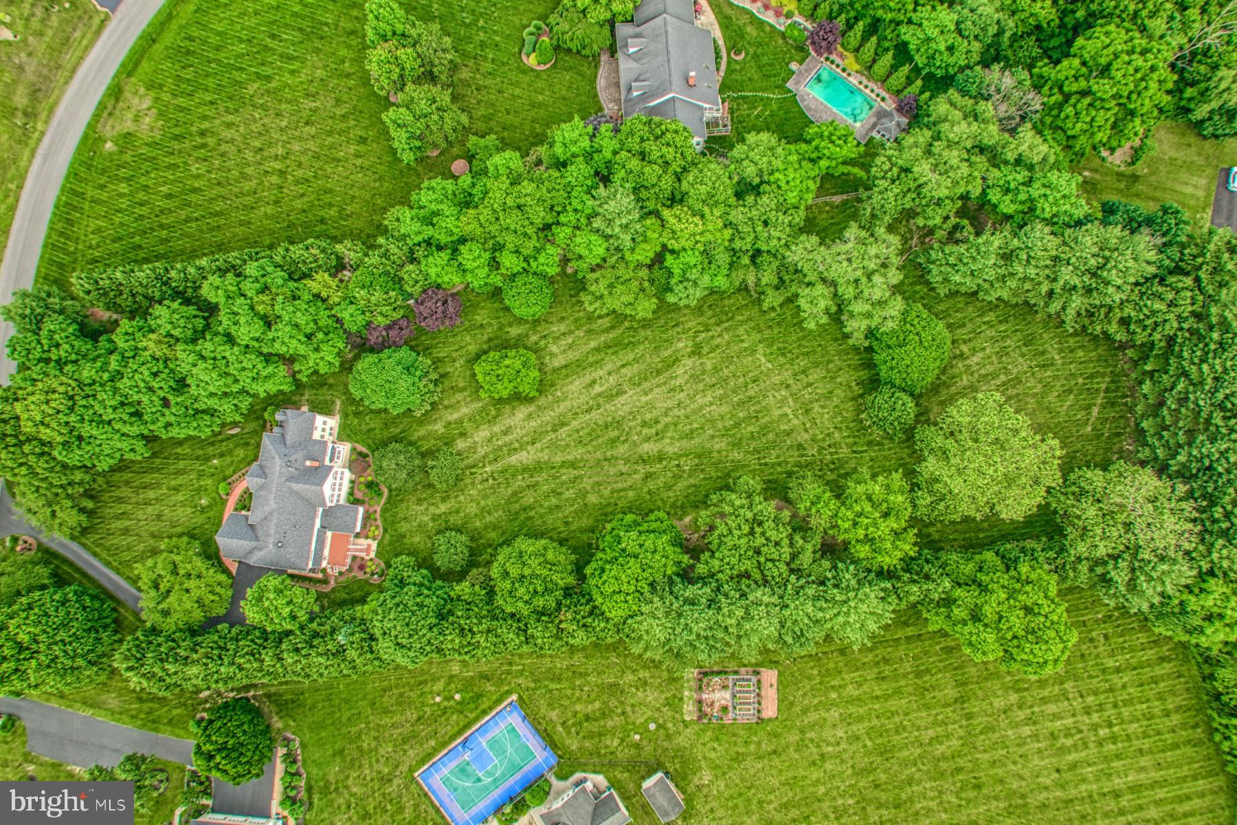 42041 Saddlebrook Pl