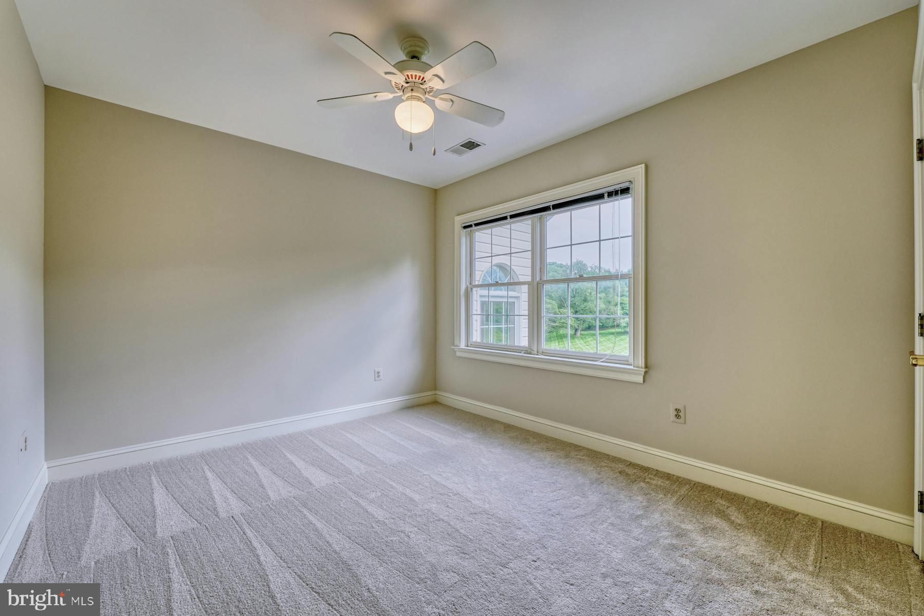 42041 Saddlebrook Pl