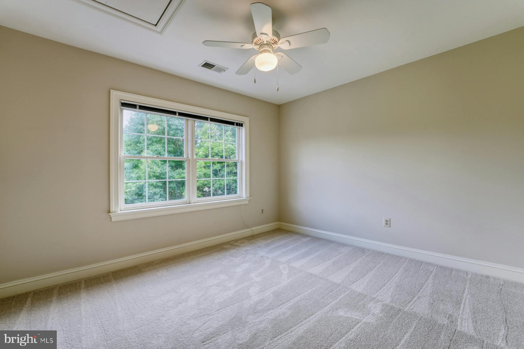 42041 Saddlebrook Pl