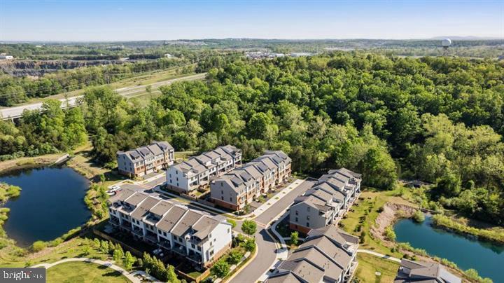 1802 YELLOW GARNET TERRACE SE