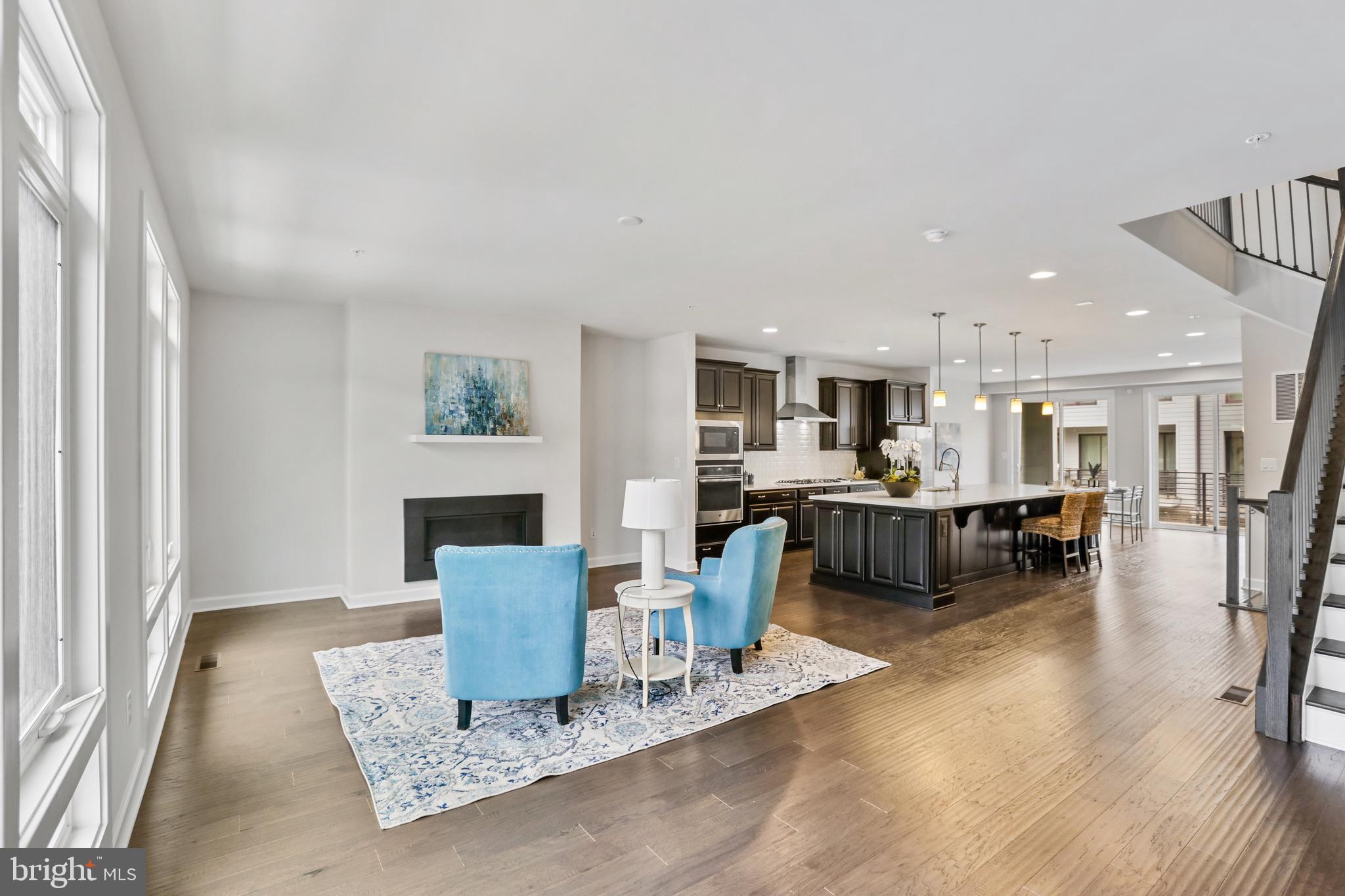 1802 YELLOW GARNET TERRACE SE