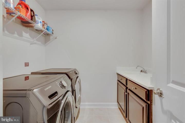 1802 YELLOW GARNET TERRACE SE