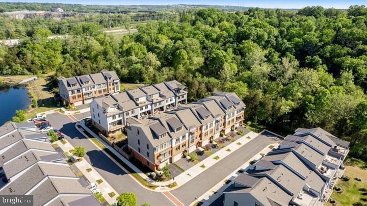 1802 YELLOW GARNET TERRACE SE