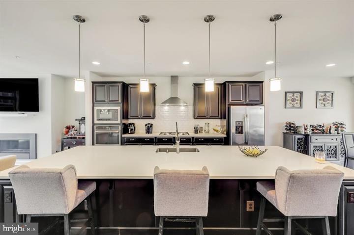 1802 YELLOW GARNET TERRACE SE