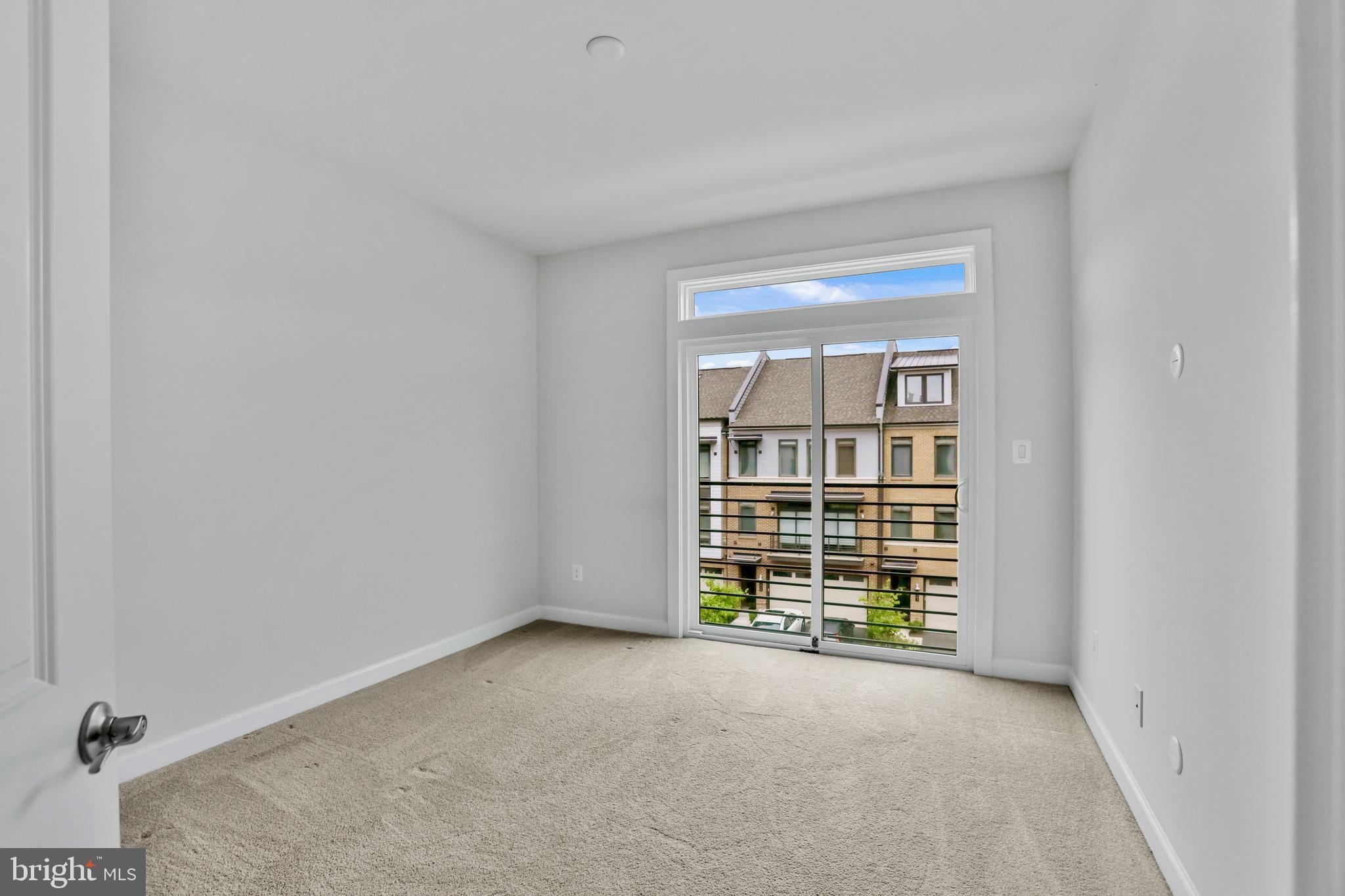 1802 YELLOW GARNET TERRACE SE