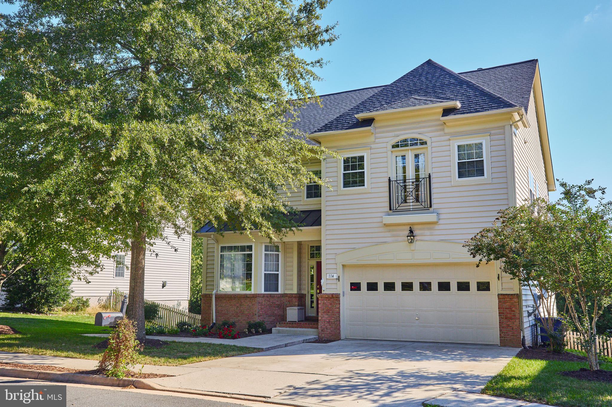 114 ROSEBROOK CT NW #UNIT B (BASEMENT)