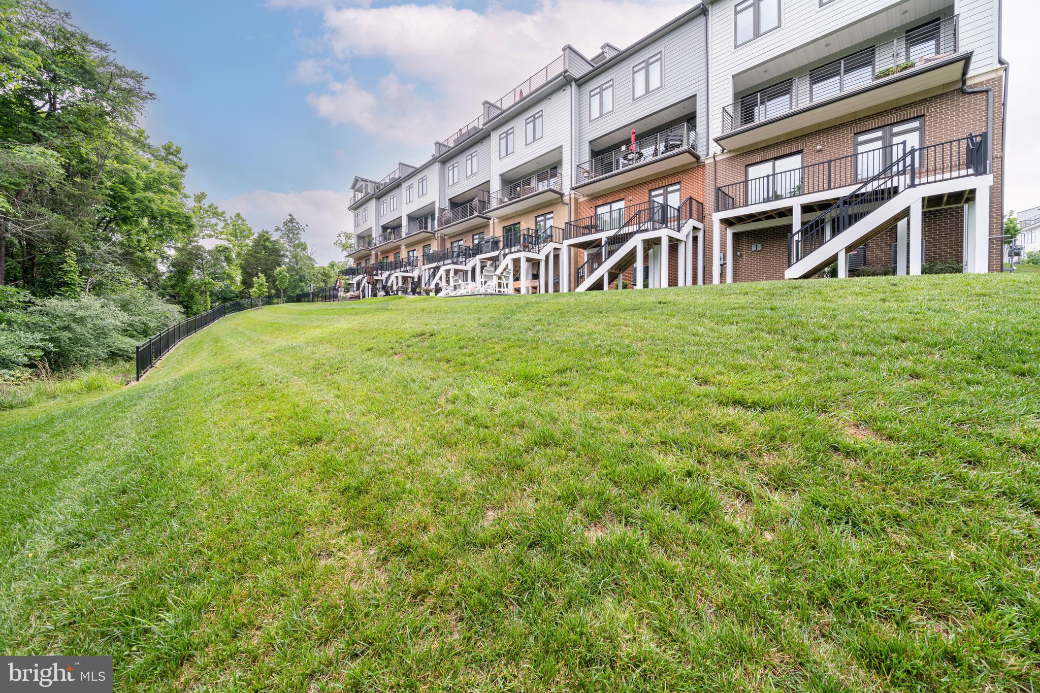 1521 RIBBON LIMESTONE TER SE